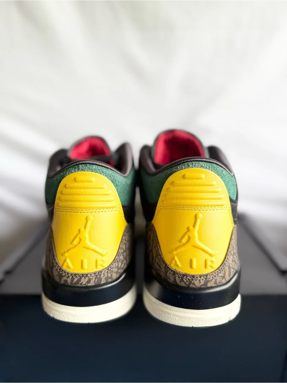 AUTHENTIC Jordan 3 Retro SE Animal Instinct 2.0 size 10 CV 3583-003 2020 USED